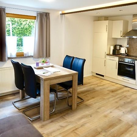 Ferienwohnung #4 Mit Terrasse In Zentraler Dennoch Ruhiger Lage - Stadtbus Vor Der Tuer! Lindau  Eksteriør billede